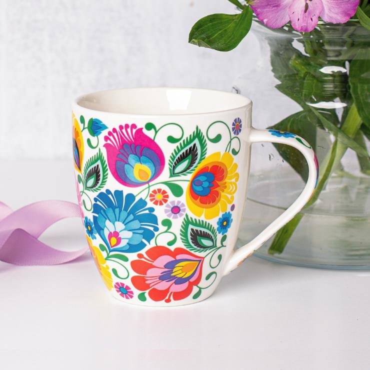 folk white mug decorated with lowic flowers, capacity 500 ml