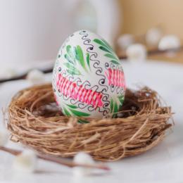 Painted wooden egg - white
