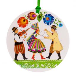 Colorful folk decoration - round-shaped - newlyweds