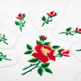 Bieżnik ręcznie haftowany + 6 serwetek - jasnoczerwona róża z ostrymi płatkami